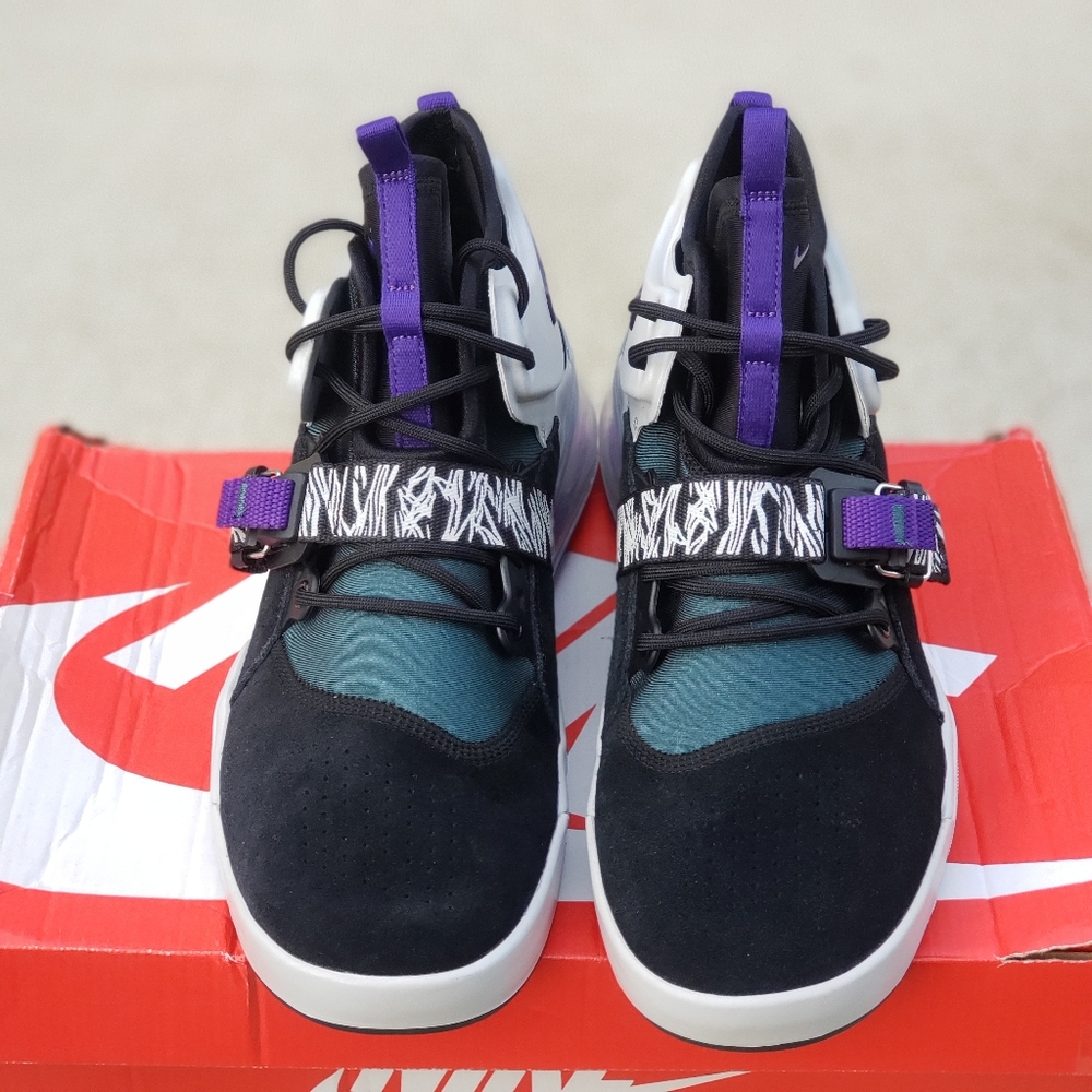 SOLD Nike Air Force 270 Men's Sneakers Size 11 - Picture 9 of 16
